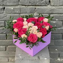 Цветочная композиция из Розы в коробке в Емельяново