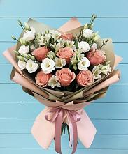 Букет цветов из:  Розы, Альстромерии и Лизиантусы в Емельяново