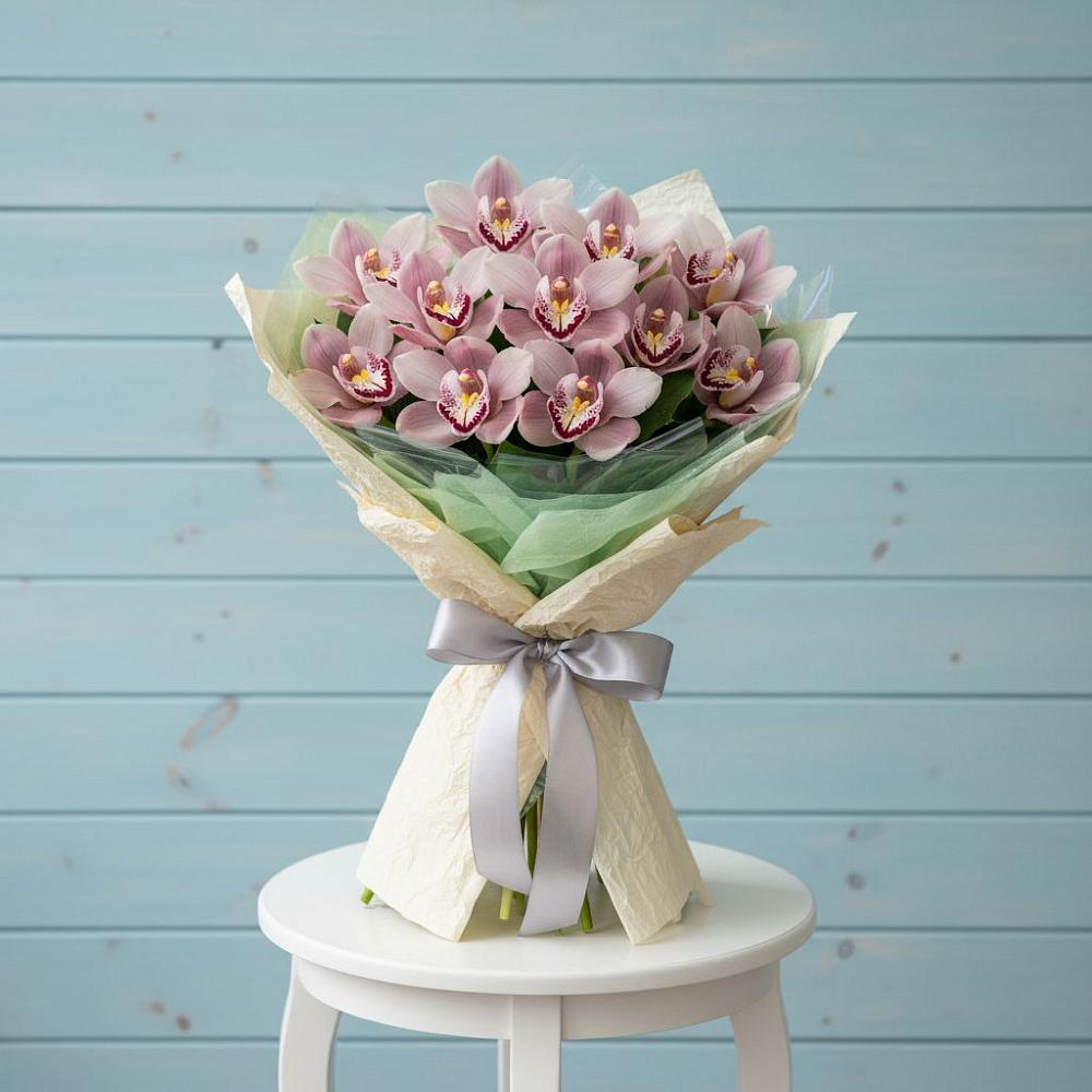 Букет цветов из: Орхидеи и Розы в Емельяново