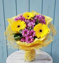 Букет цветов из:  Хризантемы и Герберы в Емельяново