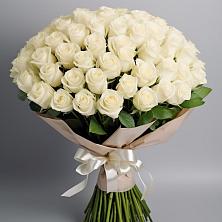 Букет 101 беля роза Белоснежка в Емельяново