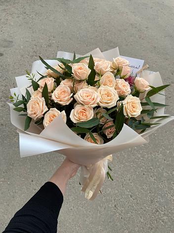 Букет Кремовые розы Латте в Емельяново