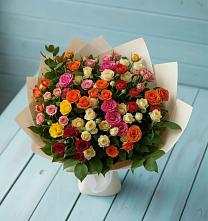 Букет Микс из разноцветных кустовых роз в Емельяново