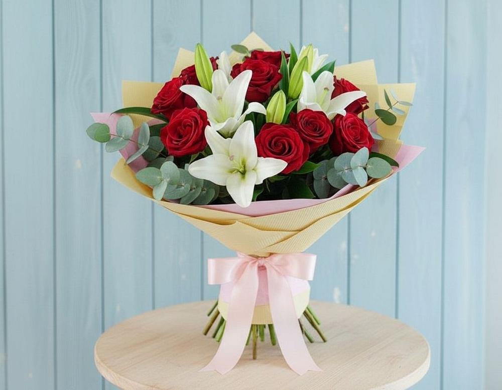 Букет цветов из: Лилии и Розы в Емельяново